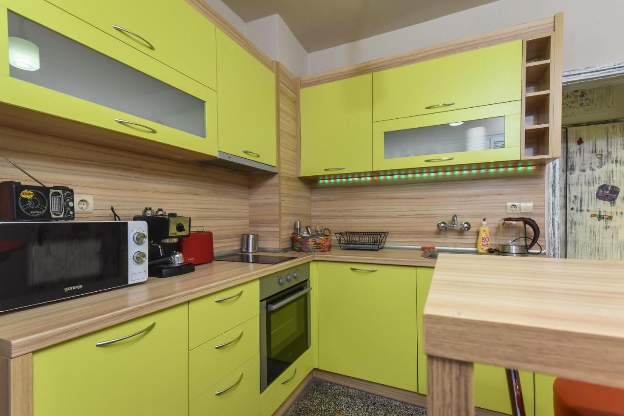 Vintage Spot - Colorful One-Bedroom Apartment By Flat Mаnager Sofia Exterior foto